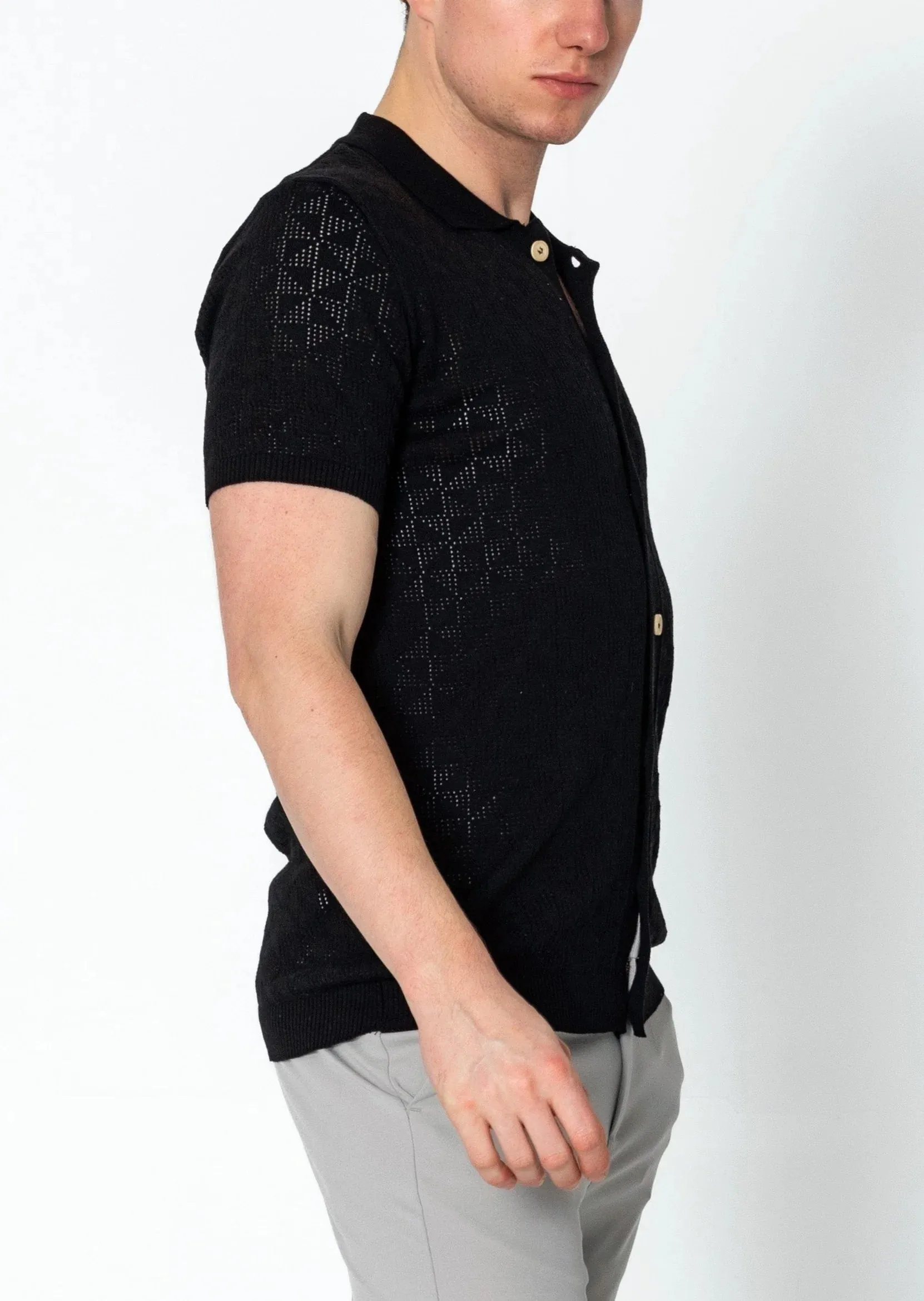 RNT23 Geometric crochet polo shirt black